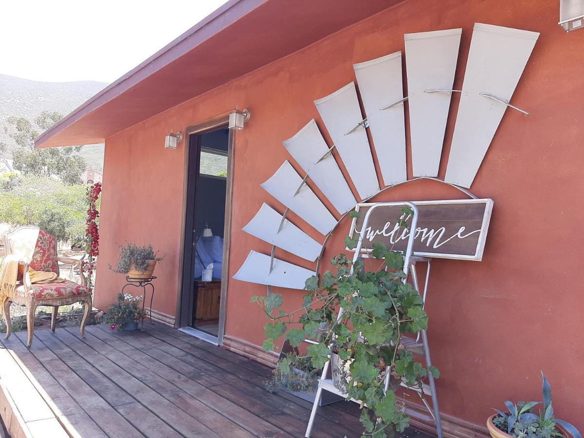 Vina Calabria Bed & Breakfast บาเย เด กัวลาลูเป ภายนอก รูปภาพ