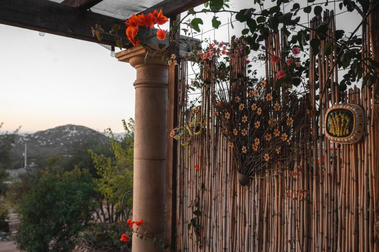 Vina Calabria Bed & Breakfast บาเย เด กัวลาลูเป ภายนอก รูปภาพ