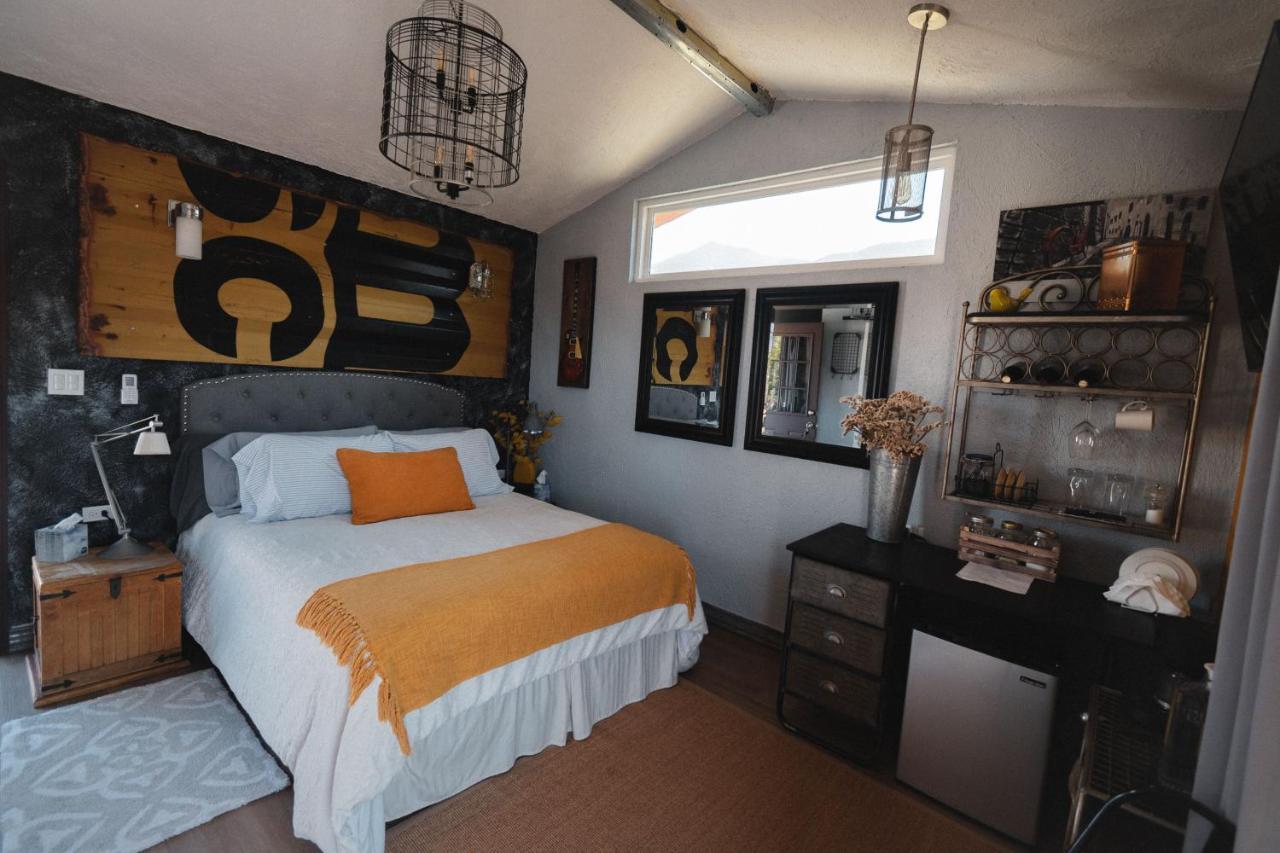 Vina Calabria Bed & Breakfast บาเย เด กัวลาลูเป ภายนอก รูปภาพ