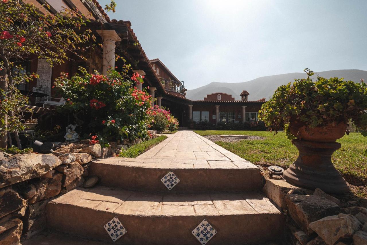 Vina Calabria Bed & Breakfast บาเย เด กัวลาลูเป ภายนอก รูปภาพ