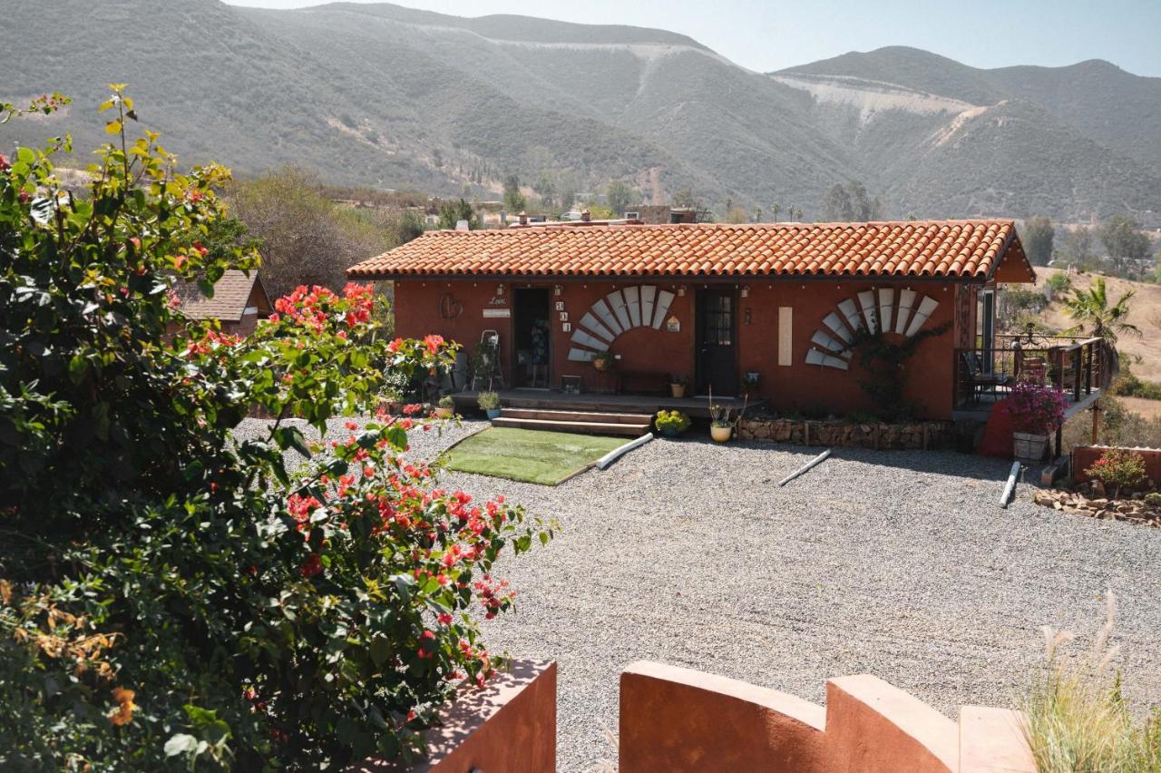 Vina Calabria Bed & Breakfast บาเย เด กัวลาลูเป ภายนอก รูปภาพ