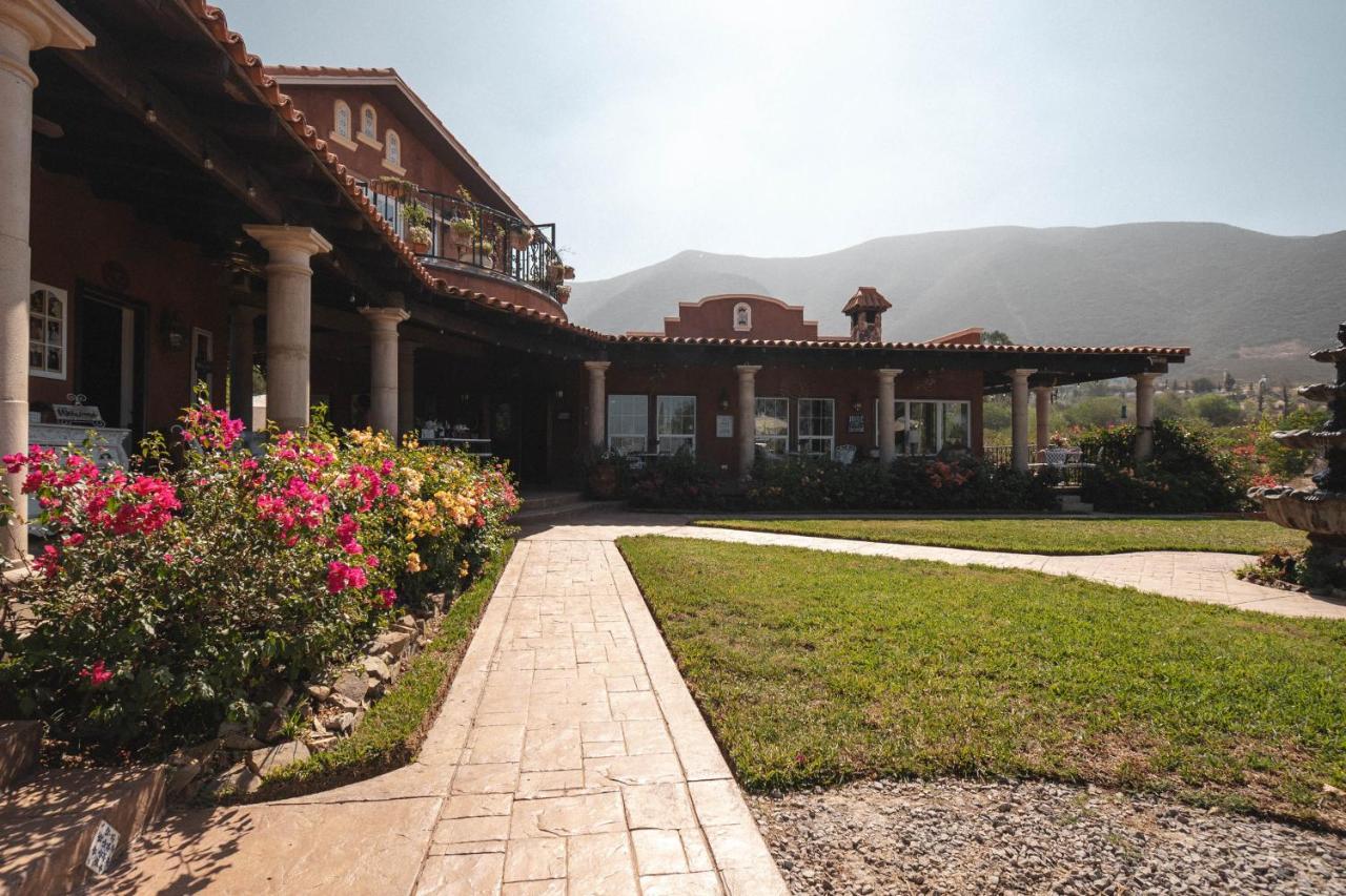 Vina Calabria Bed & Breakfast บาเย เด กัวลาลูเป ภายนอก รูปภาพ