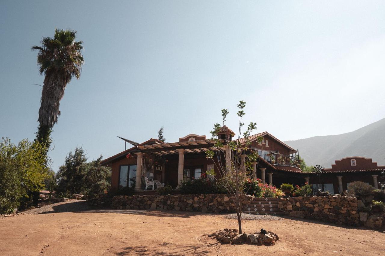 Vina Calabria Bed & Breakfast บาเย เด กัวลาลูเป ภายนอก รูปภาพ