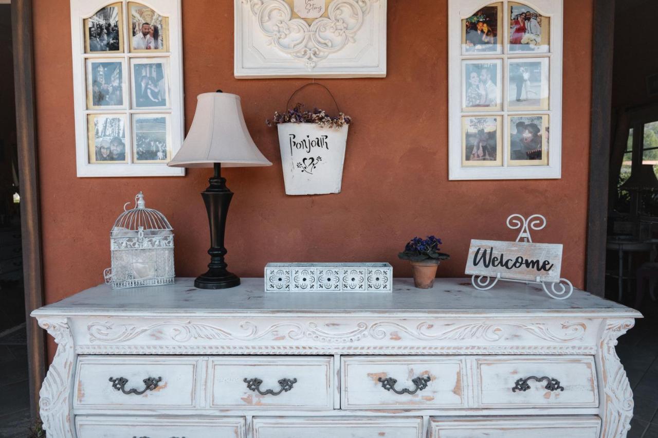 Vina Calabria Bed & Breakfast บาเย เด กัวลาลูเป ภายนอก รูปภาพ